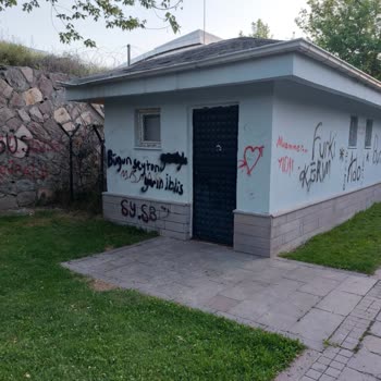 Gölbaşı Belediyesi Ankara Gölbaşı Mevlana Parkı İçerisinde Bulunan Tuvaletlerin Açılması