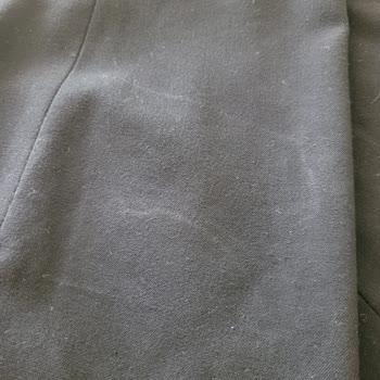 Peros Siyahlar Deterjanı Siyah Çamaşırlarda İz Bırakıyor