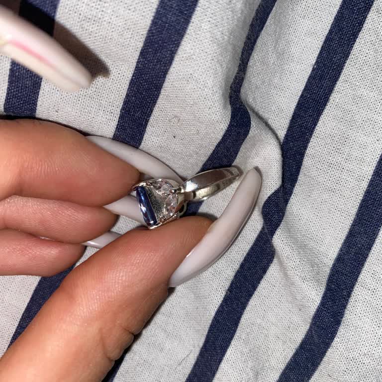 Eda Gümüş ve Saat Marmara Park Yüzük Sorunları