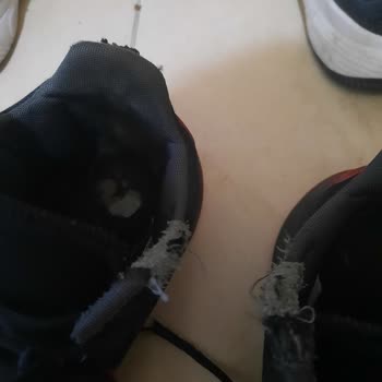 Adidas Spor Ayakkabı Deforme