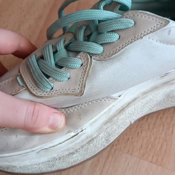 Stradivarius Kalitesiz Ayakkabıları 1hafta Giyemeden Paramparça Oldu