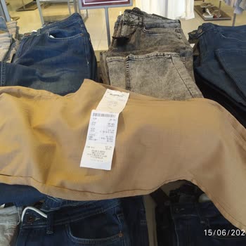 Avva Bayram Öncesi Mağdur Etti