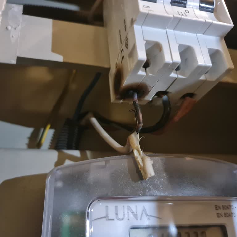 TEDAŞ İzmir İlgisiz Maalesef