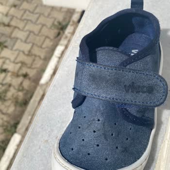 Vicco Ayakkabı Yıkama Sonrasında Üzeri Beyaz Lekeler Oldu