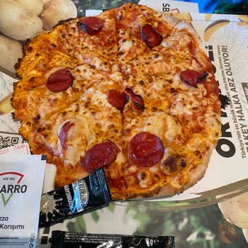 Sbarro Görsel Ve Gerçeklik Arasında Büyük Fark: Hayal Kırıklığı