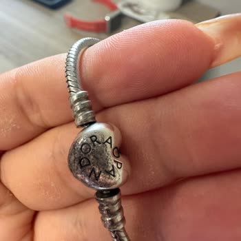 Pandora Mücevher Pandora Garantili Ürün Sorunu