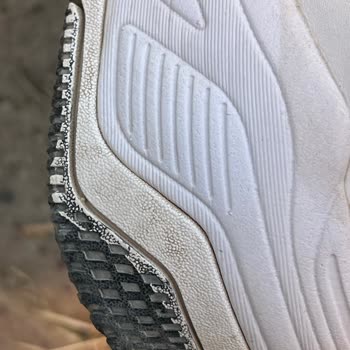 FLO Ayakkabı Polo Marka Spor Ayakkabıda Erken Aşınma Sorunu