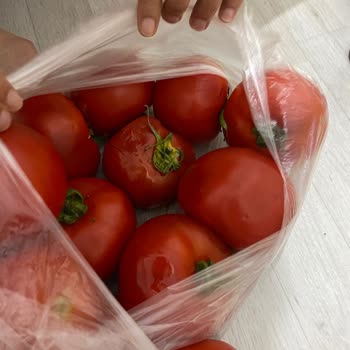 Şok Marketler Kötü Ve Tarihi Geçmiş Ürünler