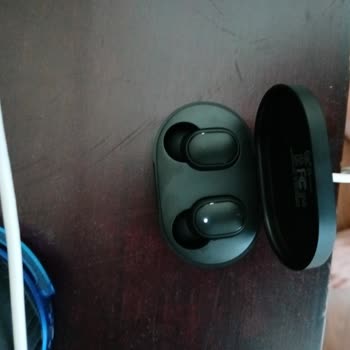 Erdem Ev Aletleri Bluetooth Kulaklığın Bir Kulaklığı Çalışmamaktadır