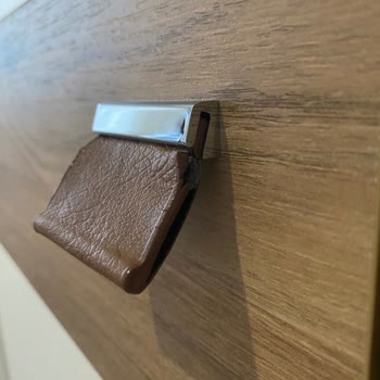 Doğtaş Mayer Yatak Odası Takımı Kulpları Koptu