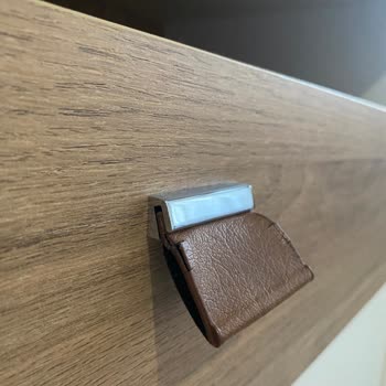 Doğtaş Mayer Yatak Odası Takımı Kulpları Koptu