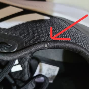 Adidas Ayakkabının Kusurlu Olması Ve Deichmann’ın İlgisizliği