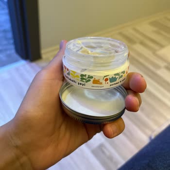 Badecanlar Zehirsiz Şeyler Leke Bıraktı