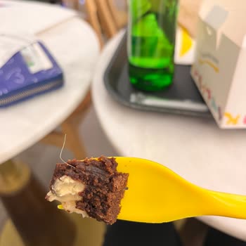 Magnolia Shop Tatlının İçinden Bir Şey Çıktı!
