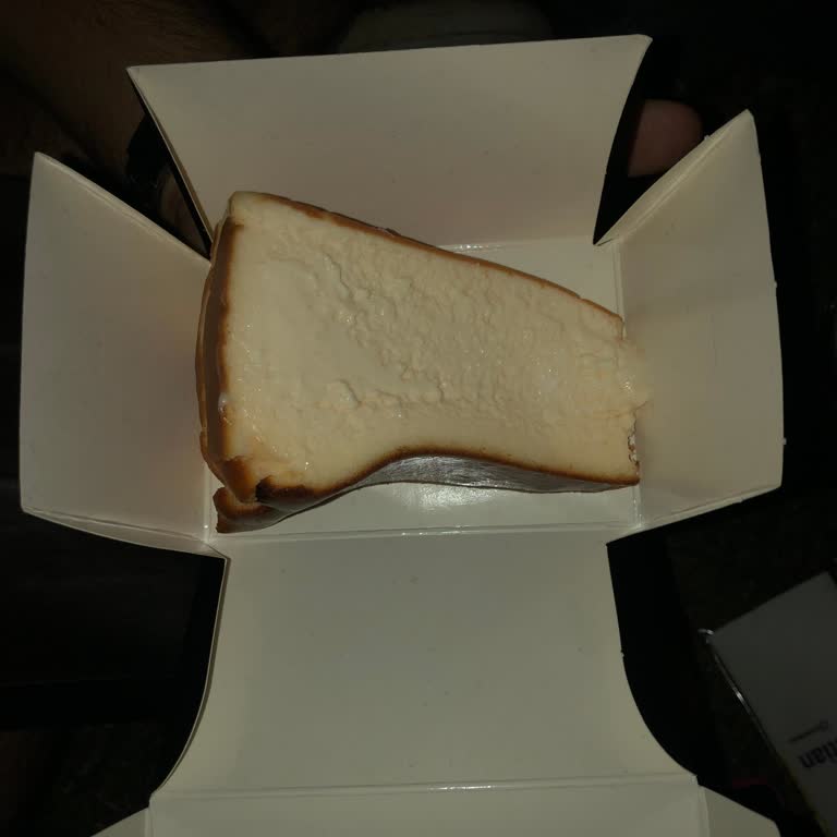 Eywa Sebastian Paket Serviste Çikolata Yoktu!