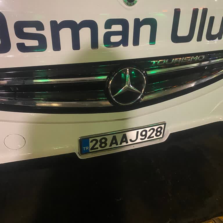 Ali Osman Ulusoy 28 Aaj 928 Plakalı Araçta Saygısız Muavin