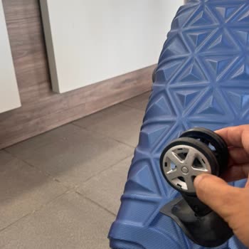 Özkaymak Turizm Valizime Zarar Verildi