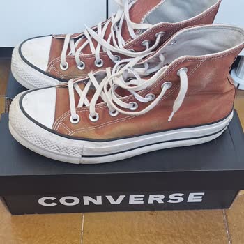 SuperStep Ayakkabının Renk Değiştirmesi