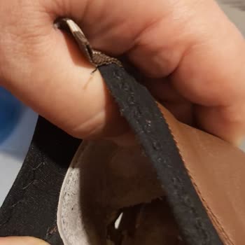 Tamer Tanca Yırtılan Ayakkabı Altı Ay Garanti