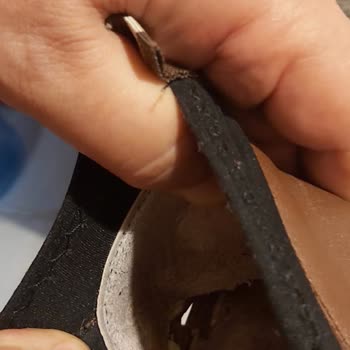 Tamer Tanca Yırtılan Ayakkabı Altı Ay Garanti