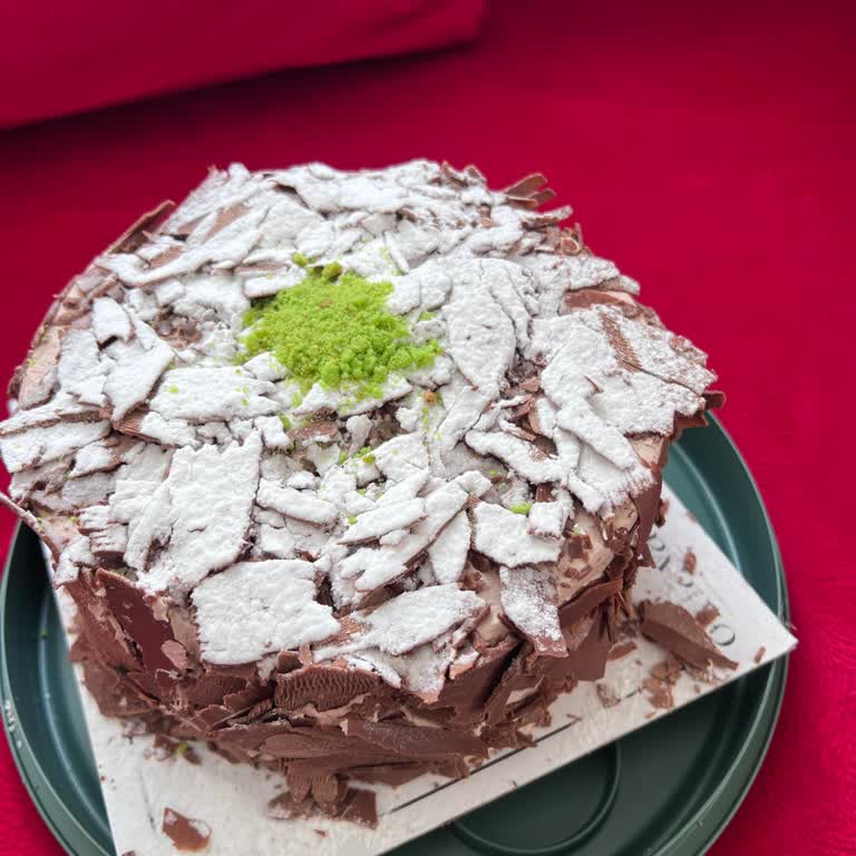 Oklava Pastanesi (oklava.net) Bozuk Pasta Özensiz Tavır Ve Müşteri Azarlamaları