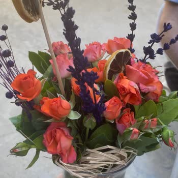 ÇiçekSepeti Çiçek Sepetinin Çiçeği Ve Keki Özensiz Hazırlaması