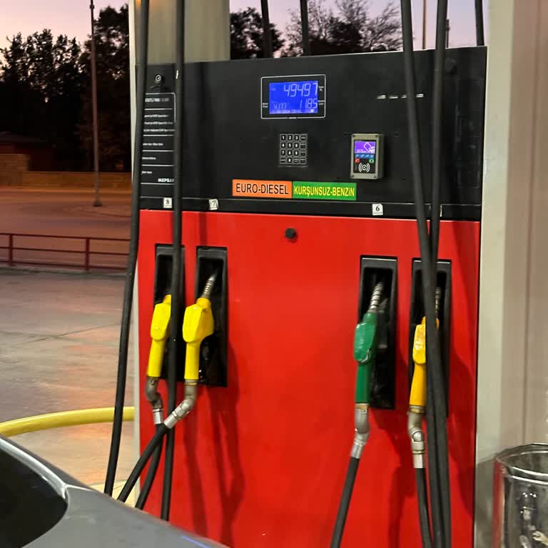 Hizmet Petrol Eksik Yakıt Verildi Fazla Ücret Alındı