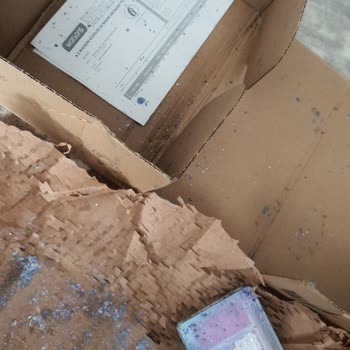 Watsons Careless Packaging And Damaged Products.