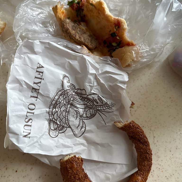 Meşhur Ortakent Simitçisi Ortakent Simitçisi: Pahalı Ve Kalitesiz Ürünler