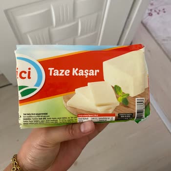 Ekici Peynir Kaşar Peynirin İçinden Plastik Madde