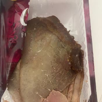 Seferihisar Migros Bozuk Şarküteri Ürünü