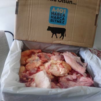 A101 Kurban Etinin Komple Yağ Ve Bozuk Olması