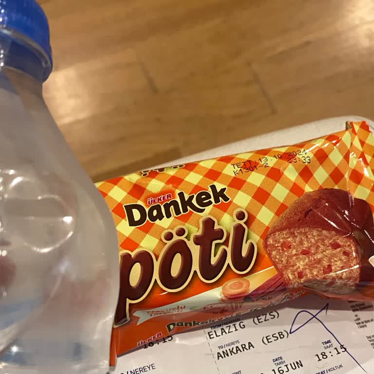 A Jet Elazığ -Ankara Uçuşunu Saatlerce Bekledik
