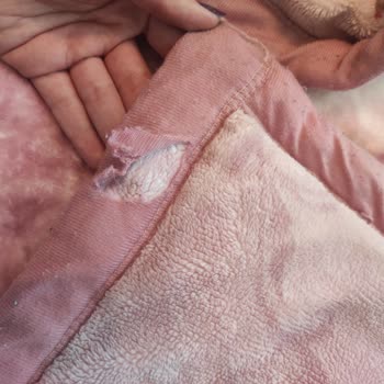 Aktepe Halı Yıkama Aktepe Ürünlerimizin Rengini Attırmış Ve Yırtılmış Bir Şekilde Getirdi