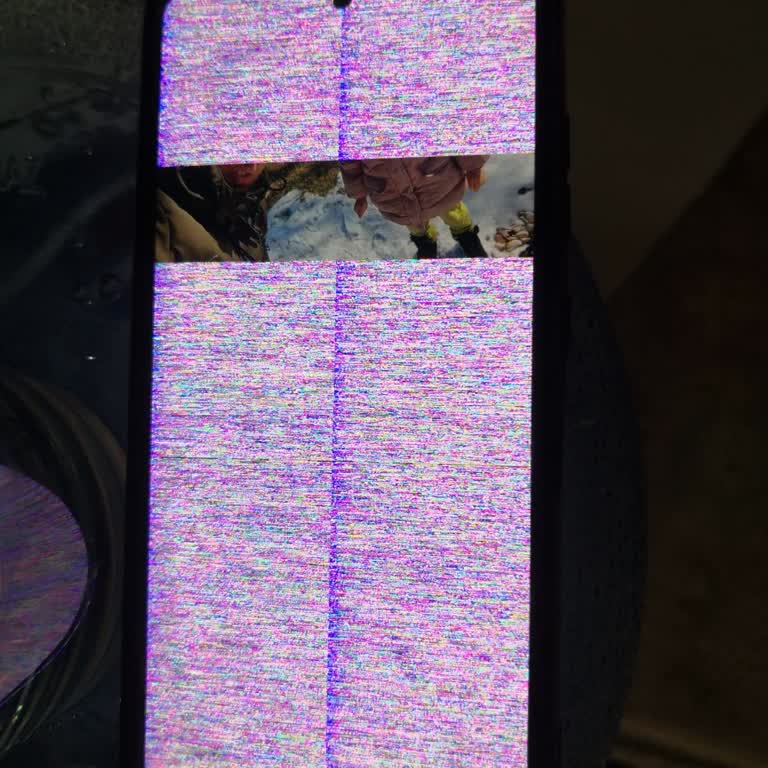 Samsung Telefon Samsung'dan Şikayetçiyim Ekran Karlıyor Donuyor