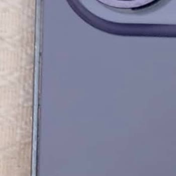 İPhone 14 Pro Max Arka Kasada Açıklık