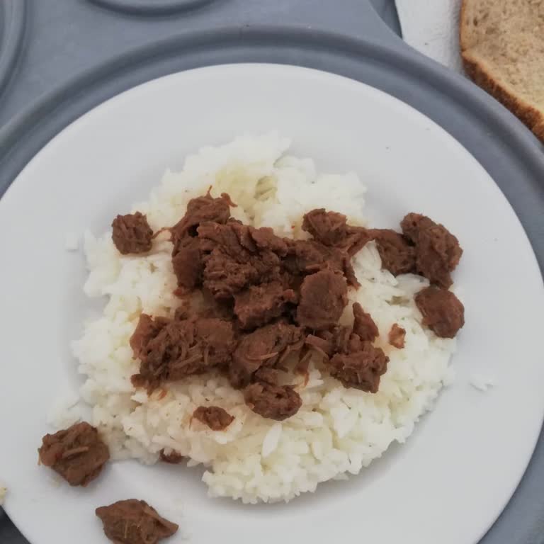 Akut Kalp Damar Hastanesi Diyetisyen Ve Yemek Menüsü Sorunu