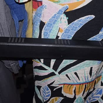 Koçtaş Kalitesiz Korniş Kalitesiz Askı