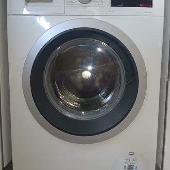 Bosch Çamaşır Makinesi Serie 4 Çürüme Ve Paslanma Var