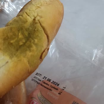 Migros Küflü Ekmek Ve Sorun Çözümü Talebi