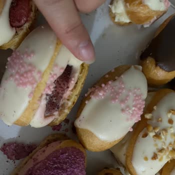 Un Sanatı Kirazlı Küflü Yiyecek Satıyor