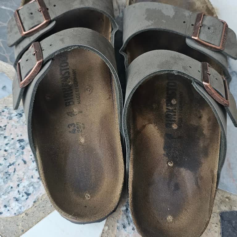 Birkenstock Gürültü Yapan Terlikler Sorun Çözülmüyor!