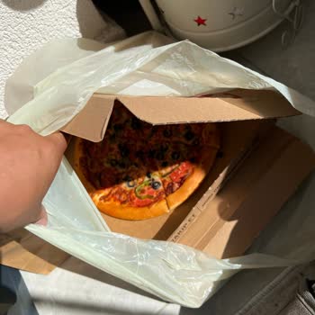 Migrosyemek Ve Pizza Hut Mağdurluğu