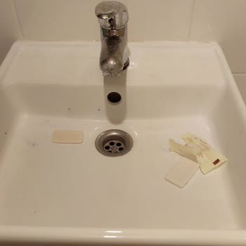 Booking.com Beschwerde falsche Darstellung und fehlende Erstattung bei Cinema Apart