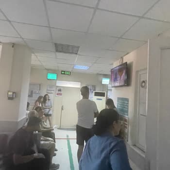 Edremit Devlet Hastanesi Acilinde Çocuk Hastalar İçin Yetersiz Hizmet