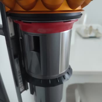 Dyson Hazne Contası Takılmıyor