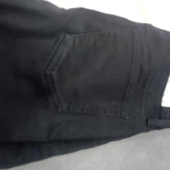 Mavi Jean Pantolon Da Deformeler Renk Beyazlaması