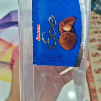 Ülker "Ece" Çikolatasından Kurt Çıkıyor.