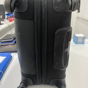 Samsonite Valizimin Hayal Kırıklığı: Üç Yılda Tekerlekler Paramparça!