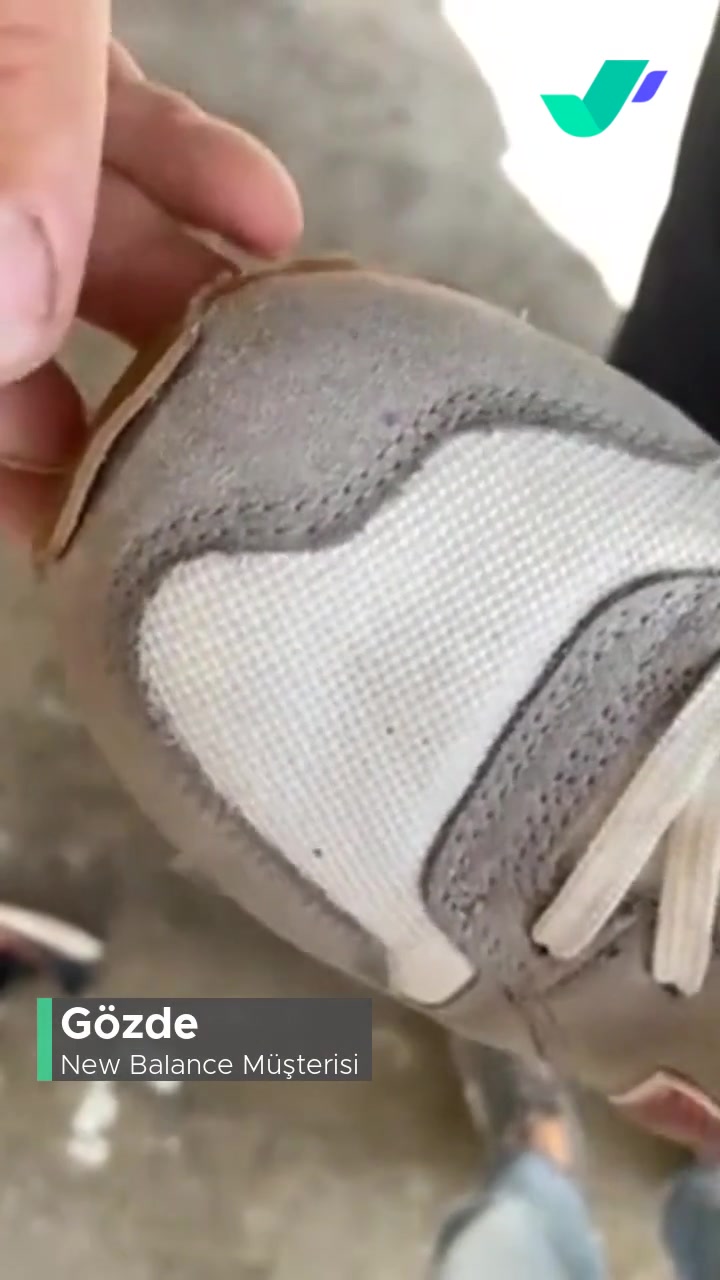 New Balance Ayakkabı Bir Hafta Giyildi Ve Açılmalar Var! videonun kapak resmi